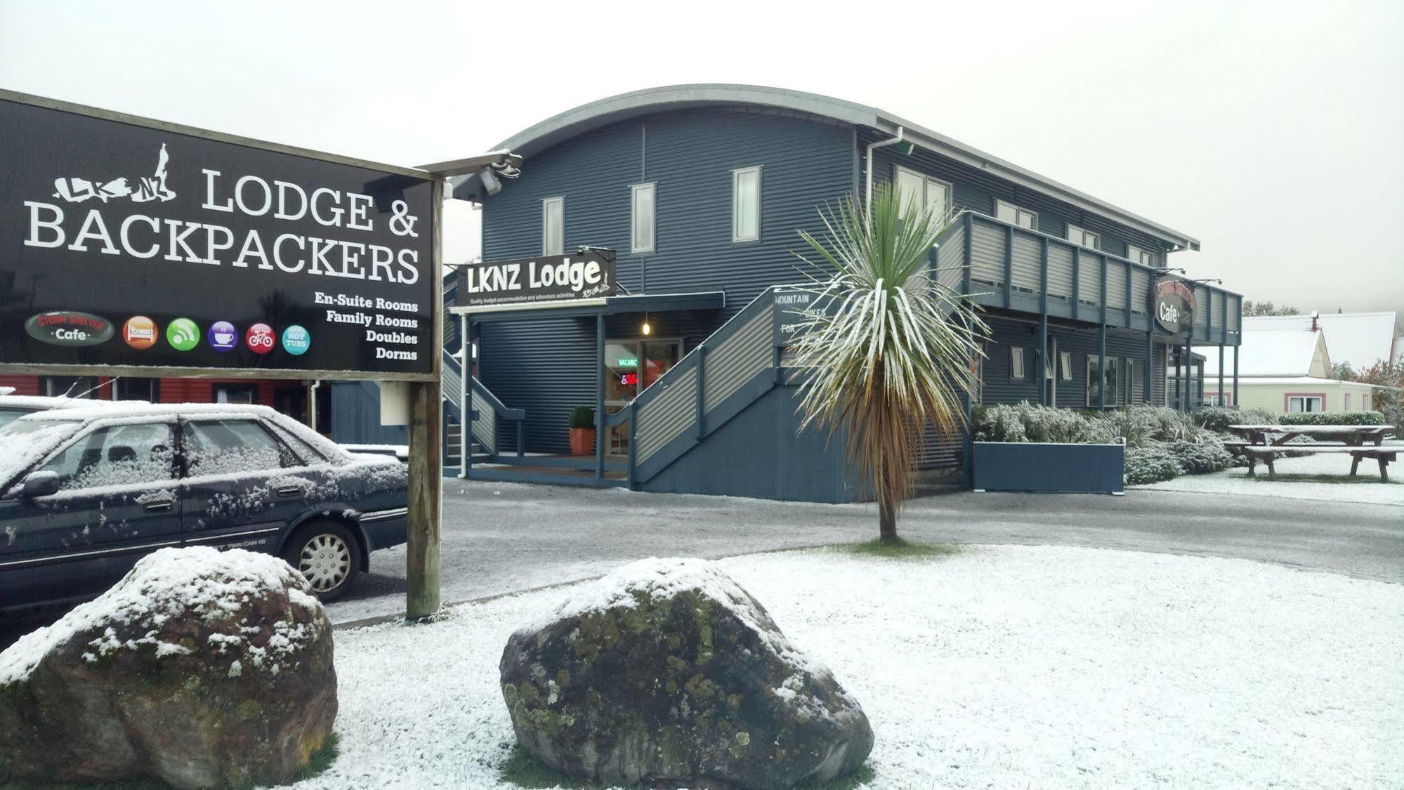 Lknz Lodge & Cafe Ohakune Exterior photo